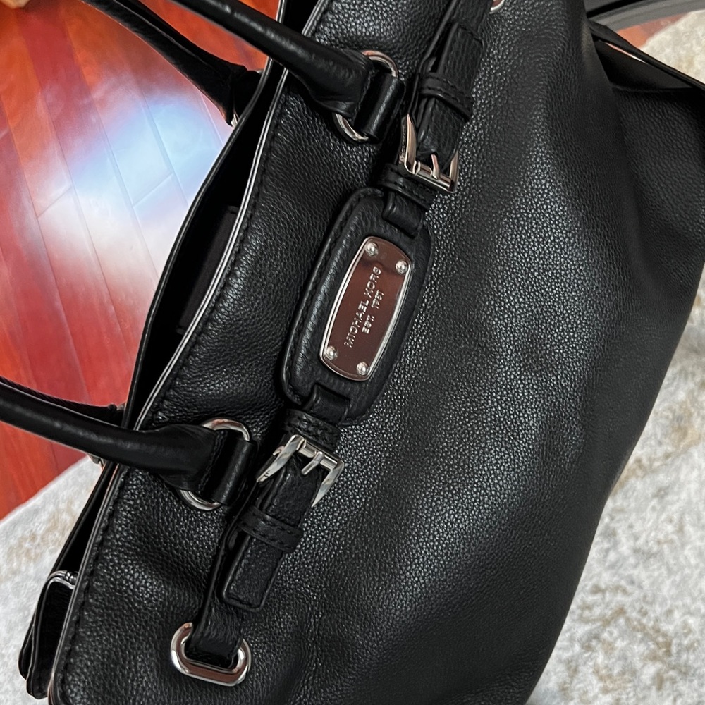 Leather Michael Kors bag - Picture 6 of 7